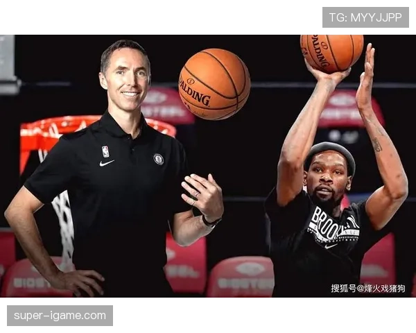 费舍尔无球跑动提升关键时刻组织效率明显优于常规阵容